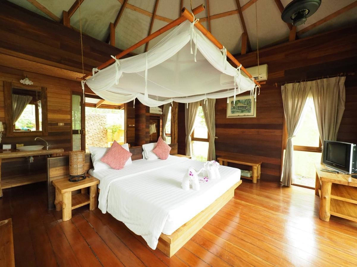 Keeree Waree Seaside Villa Bang Saphan Exterior foto